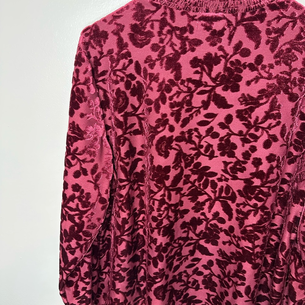 Maurices Velvet Floral Burnout Mock Neck Top Deep Red Size XXL - Picture 7 of 9